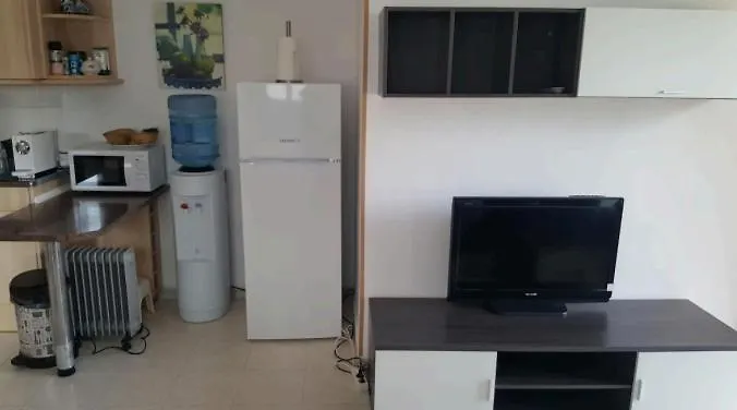 Pequeno Estudio Muy Lindo A 500 M De La Playa L'Escala Spain